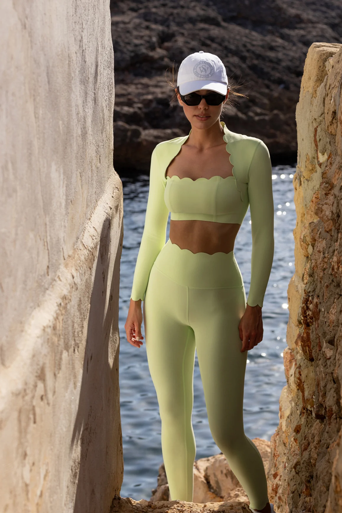 7/8 High-Waist Energy Legging - Image 98