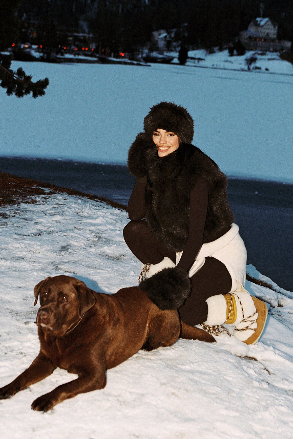 Alpine Cloud Faux Fur Vest - Image 4
