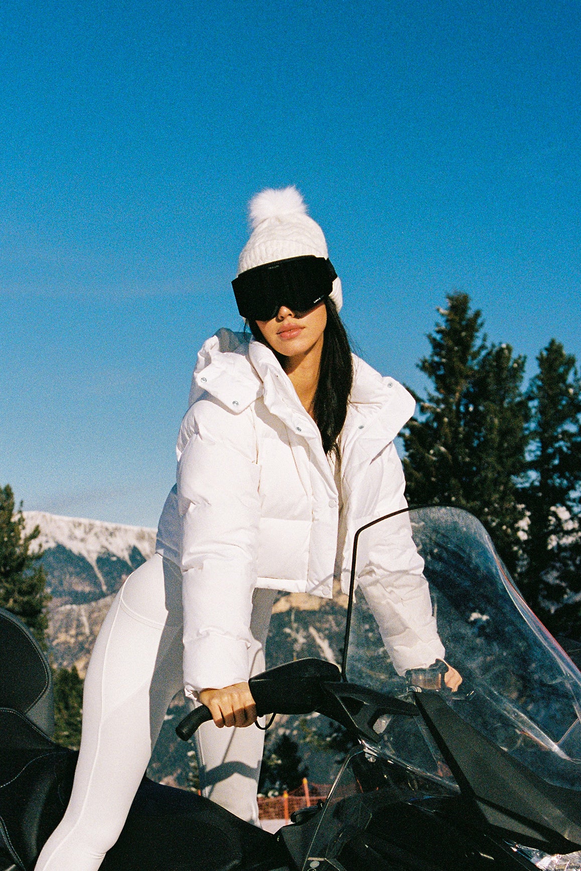 WISKII Cropped Convert Down Jacket - Image 9