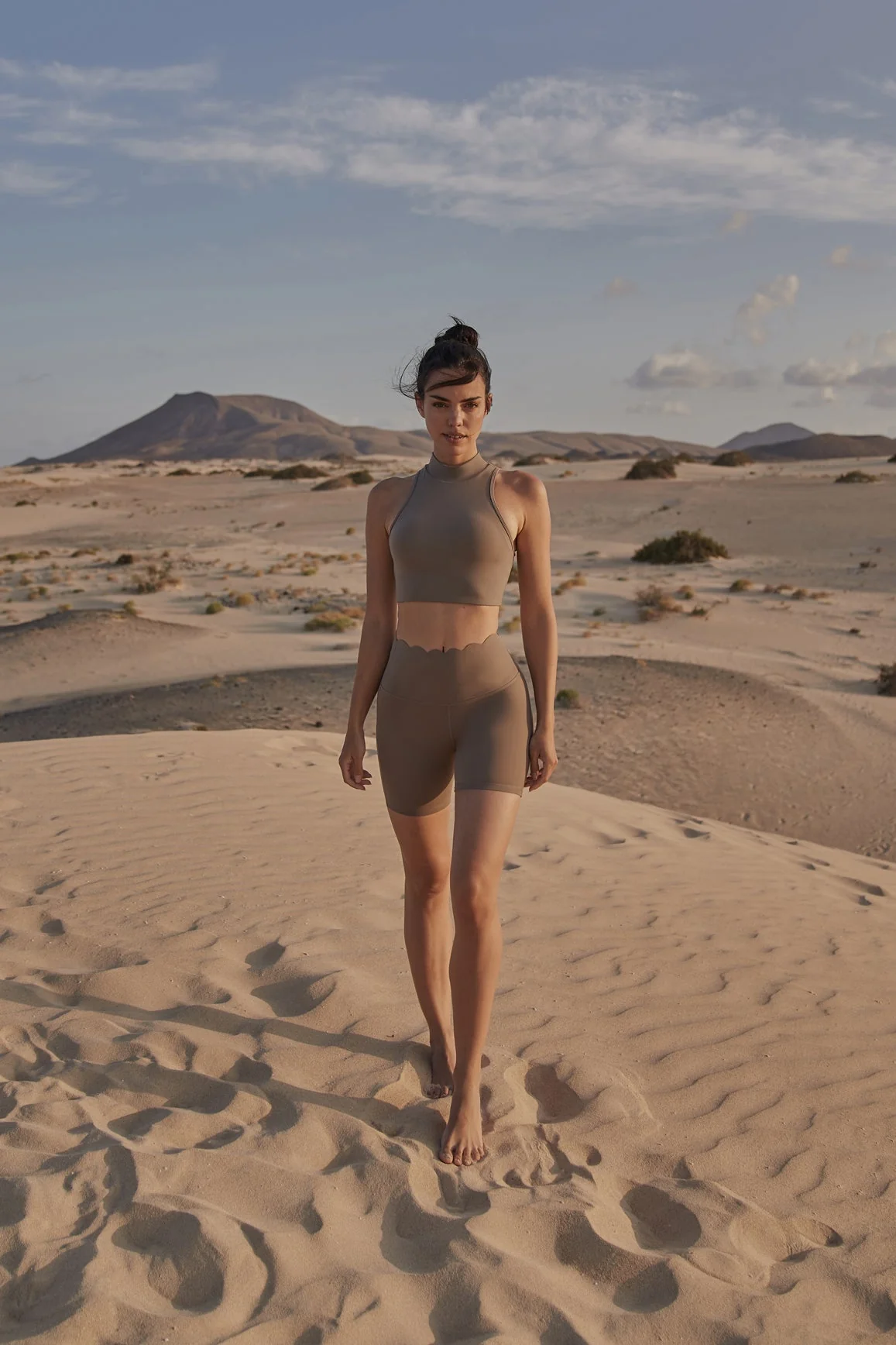 Diamond Cutout Mock Neck Bra - Image 3
