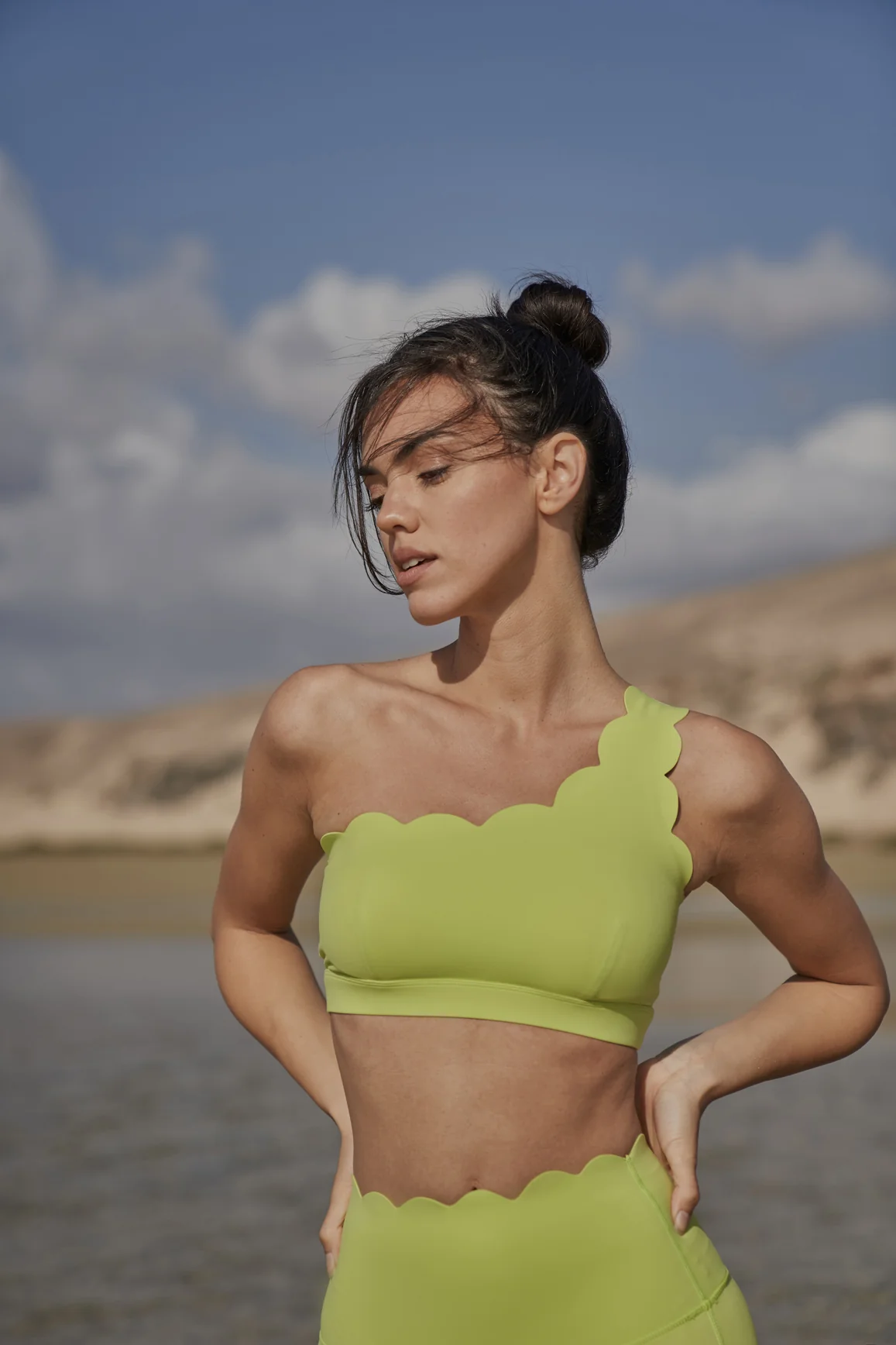 Dynamic One Shoulder Sports Bra - Image 33