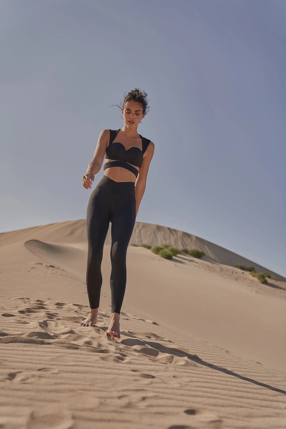 Elegant Corset Sports Bra & V-Waist Utility Legging - Image 12