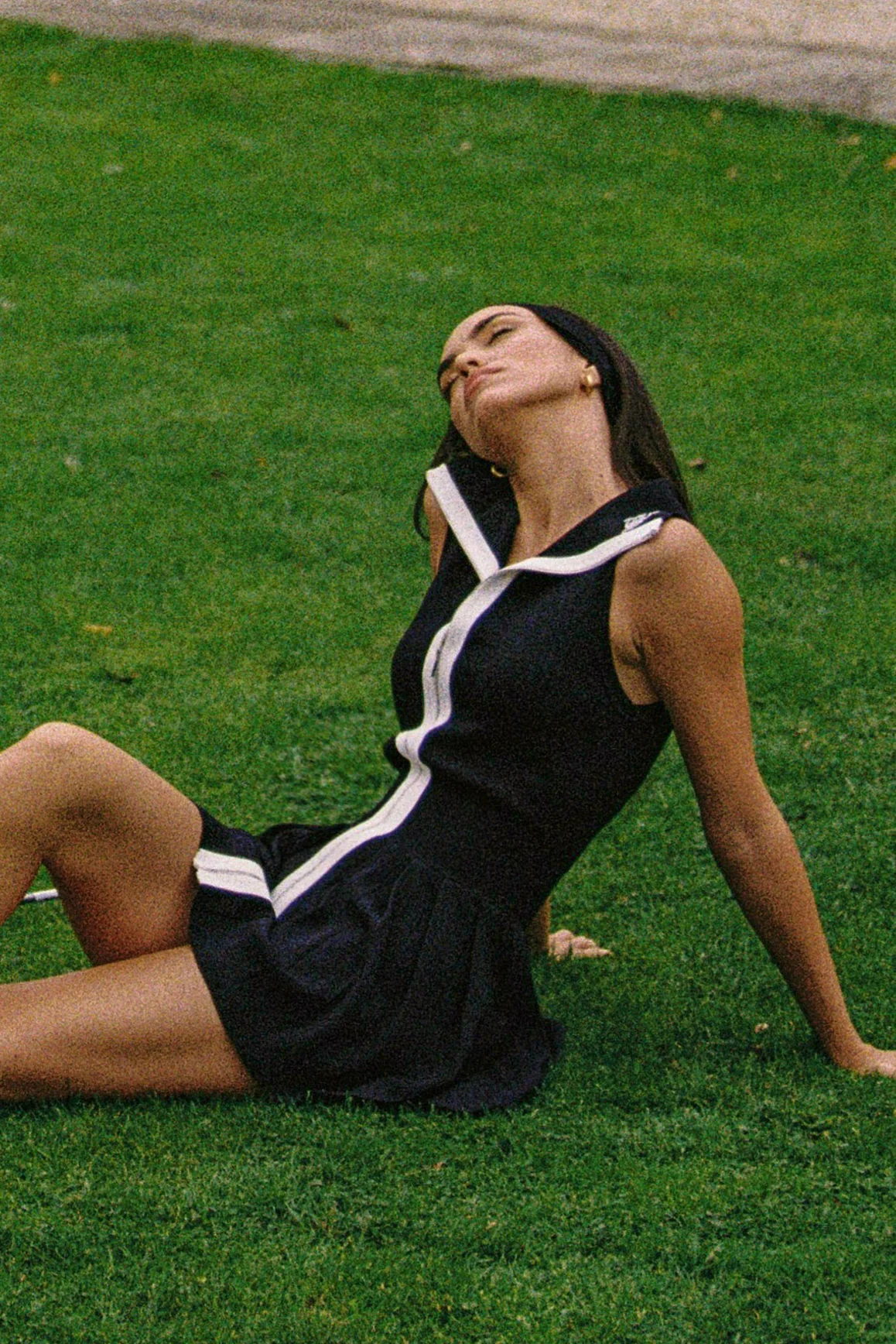Full-Zip Sleeveless Dress - Image 5