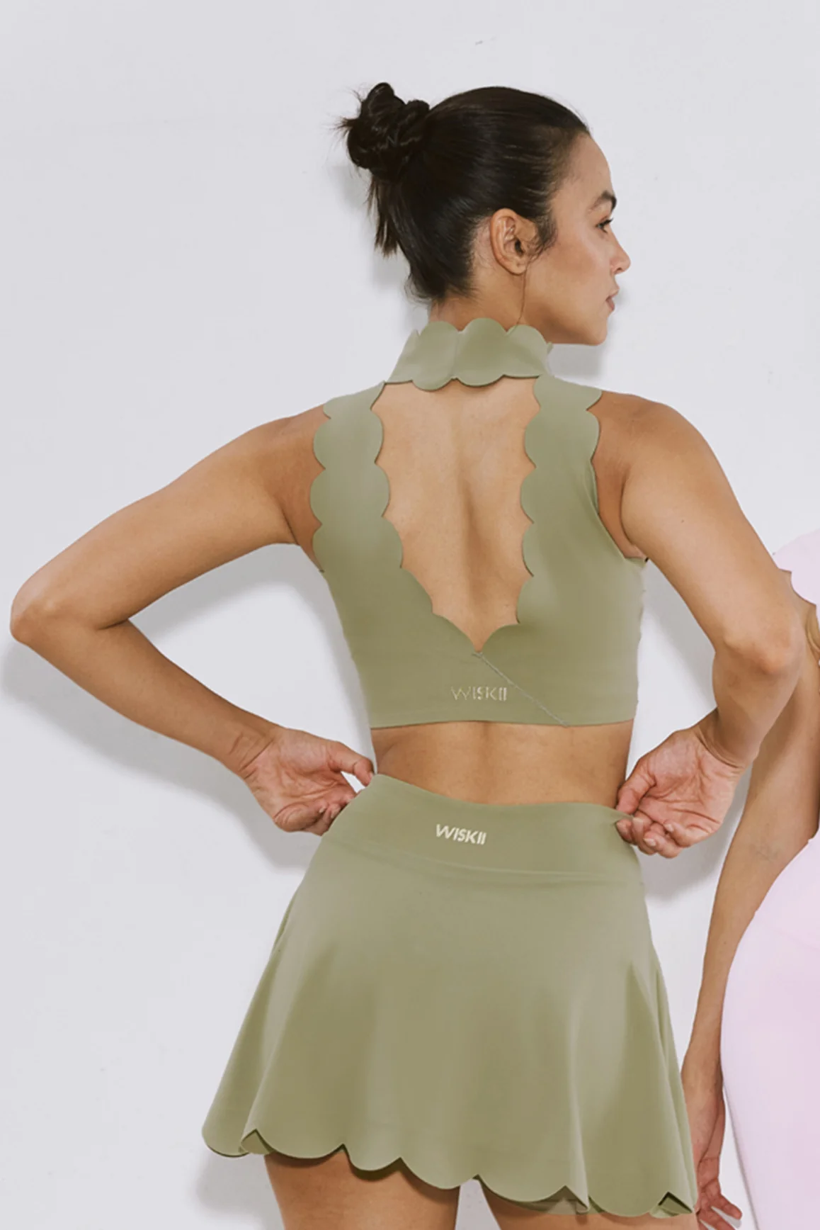 High Neck Scallop V-Back Bra - Image 33
