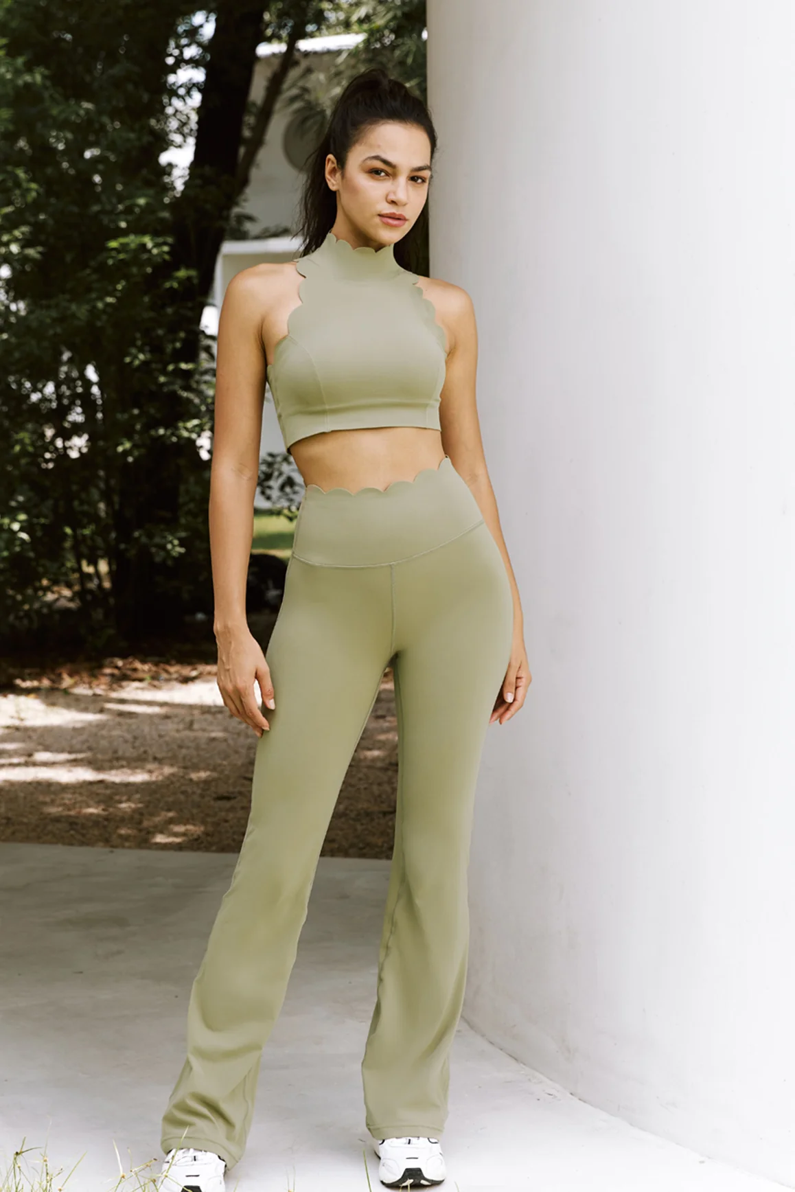 High-Waist Flare Legging - Image 33