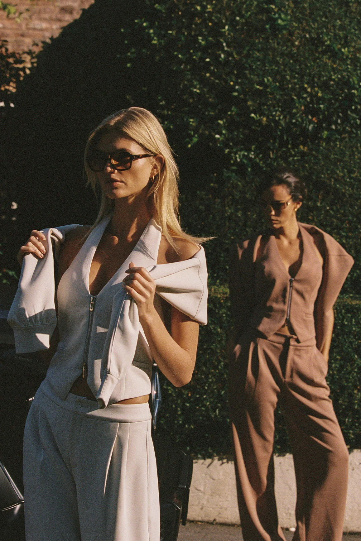 Mere Dual-Zip Halter Vest - Image 5