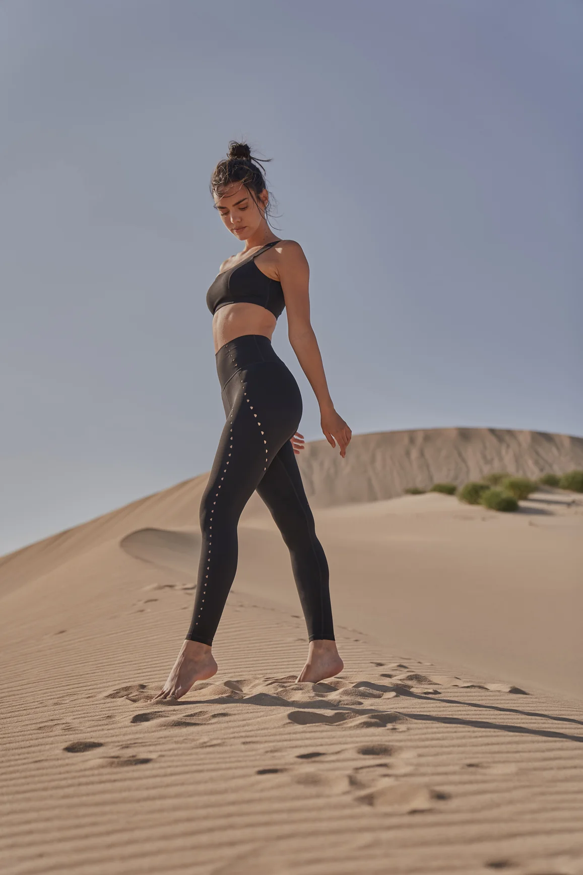 One-shoulder Laser Cut Sports Bra & Training Laser Cut Legging - Image 11