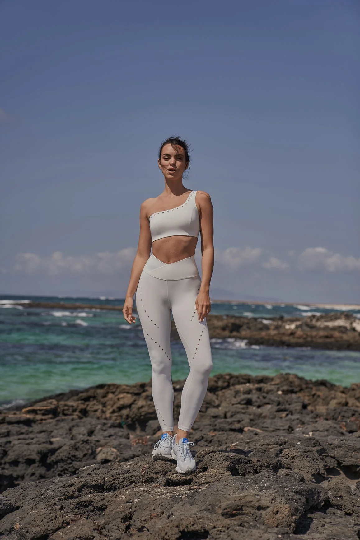 One-Shoulder Laser Cut Sports Bra & V-Waist Laser Cut Sports Legging - Image 10