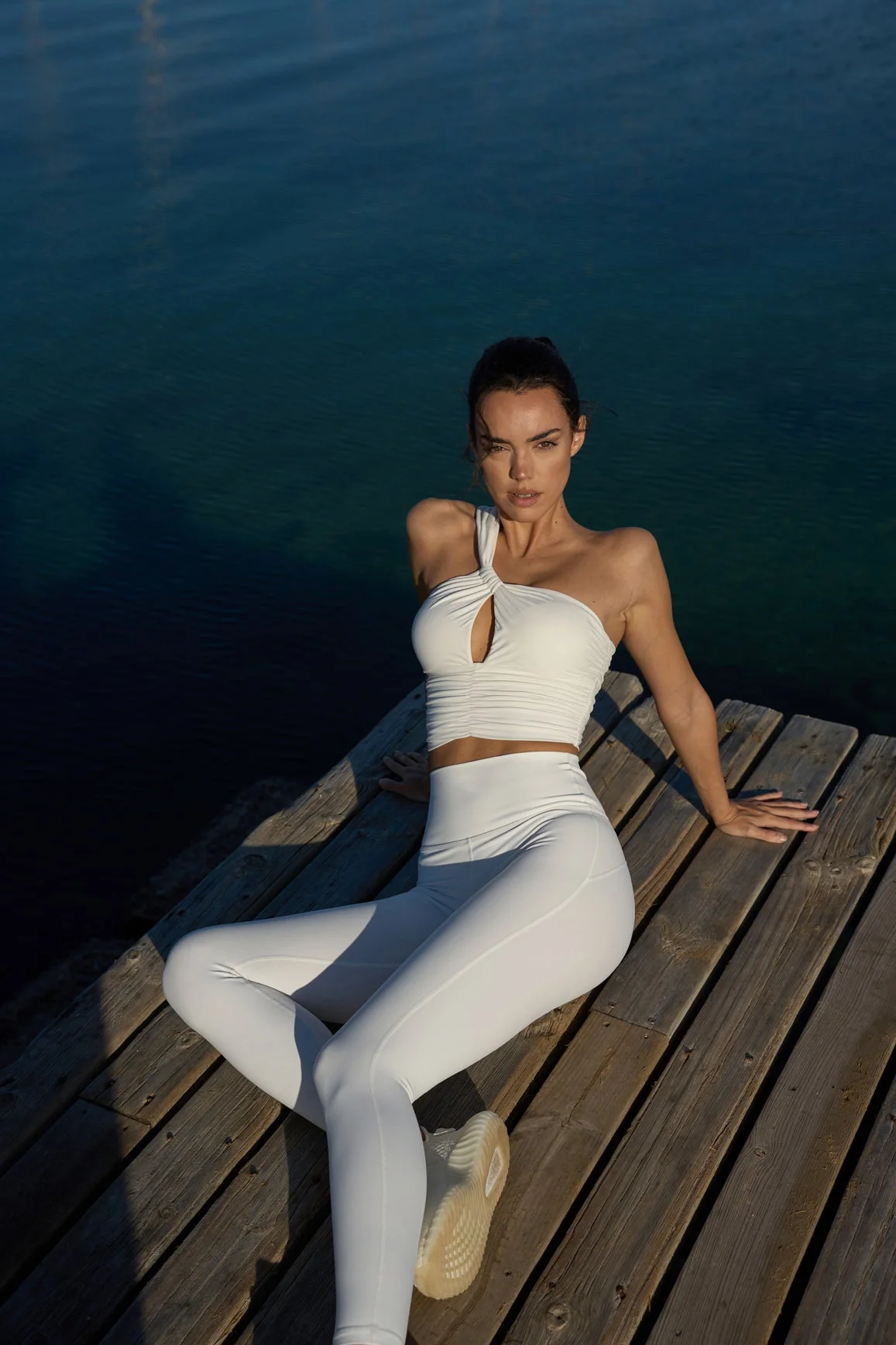 One Shoulder Ruched Bra - Image 4