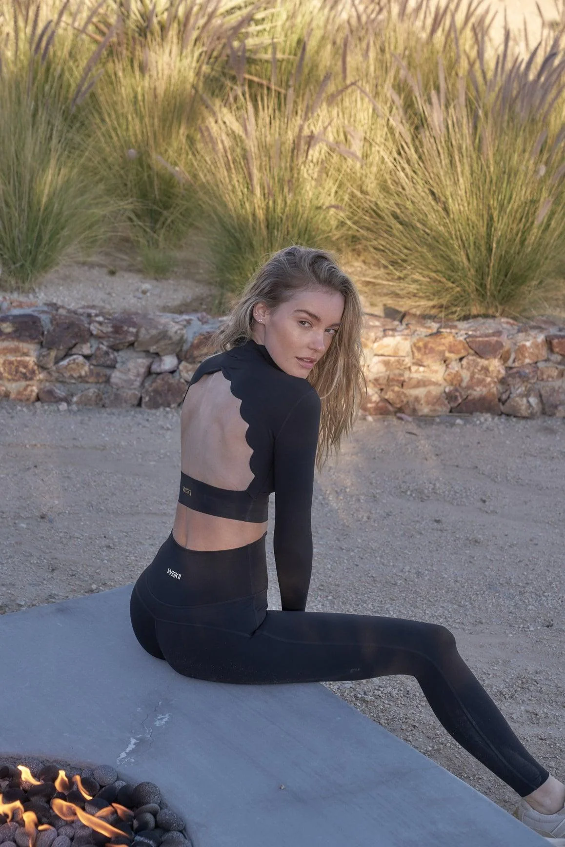 Open Back Long Sleeve Crop Top - Image 9