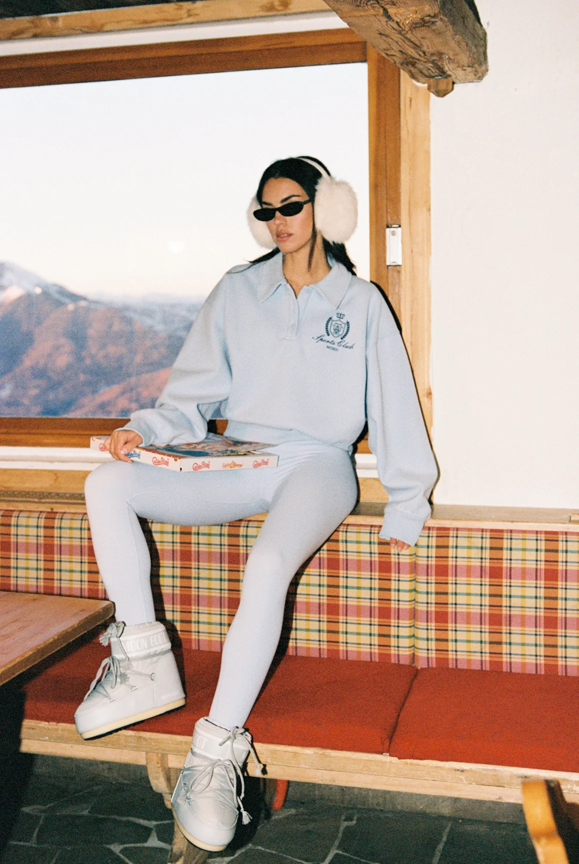 Polo Collar Warm Sweatshirt - Image 7