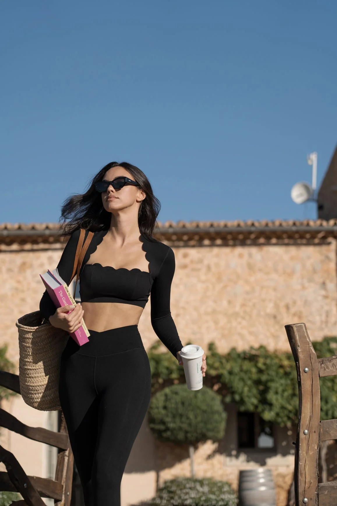 Scallop Cropped Long Sleeve Top & V-waist Yoga Legging - Image 6