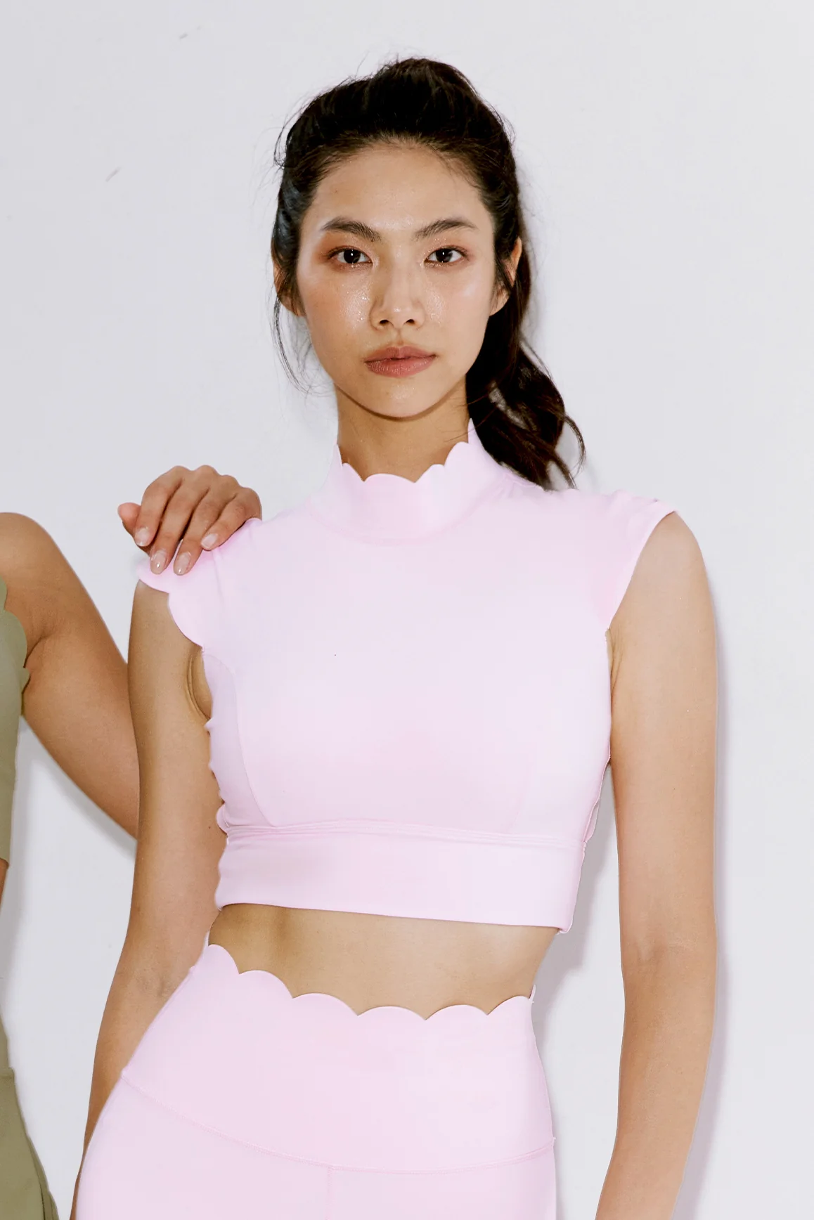 Scallop Cutout Mock Neck Bra - Image 21
