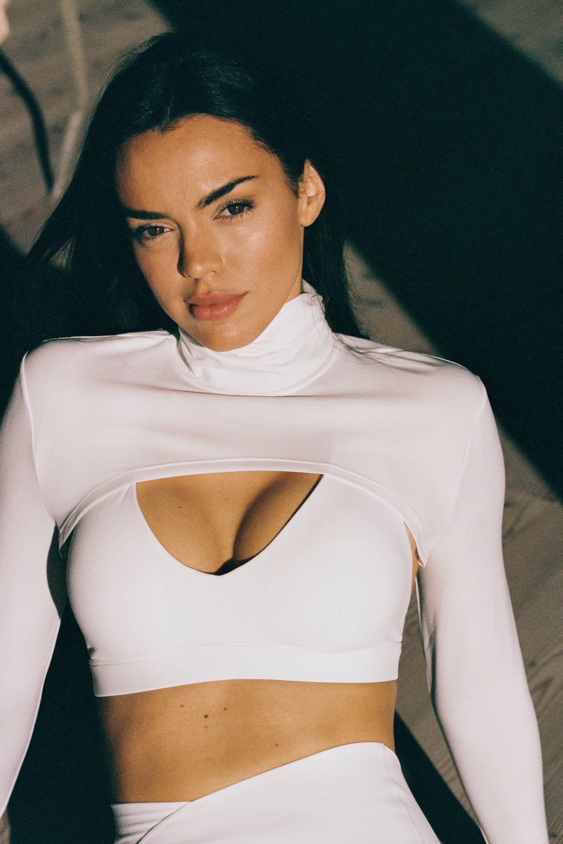 Scoop Neck Crossback Bra - Image 8