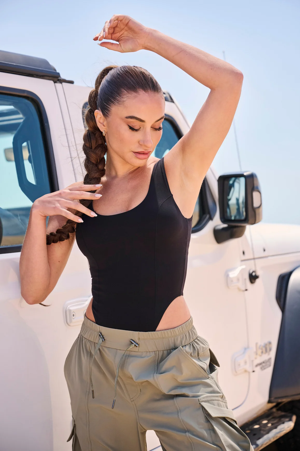 Scoop Neck Sleeveless Bodysuit - Image 3