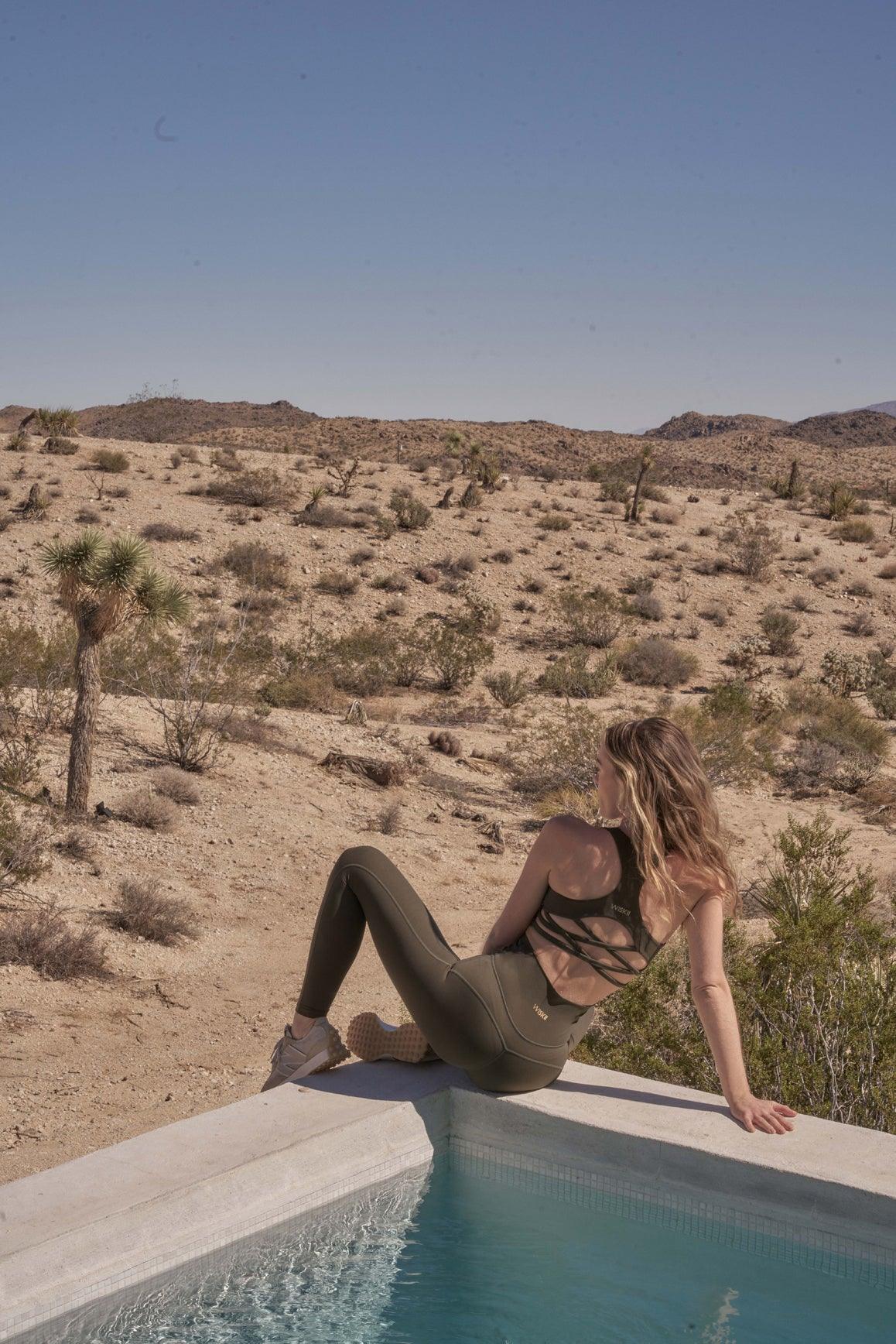 Sweetheart Bra Tank & V-waist Yoga Legging - Image 12