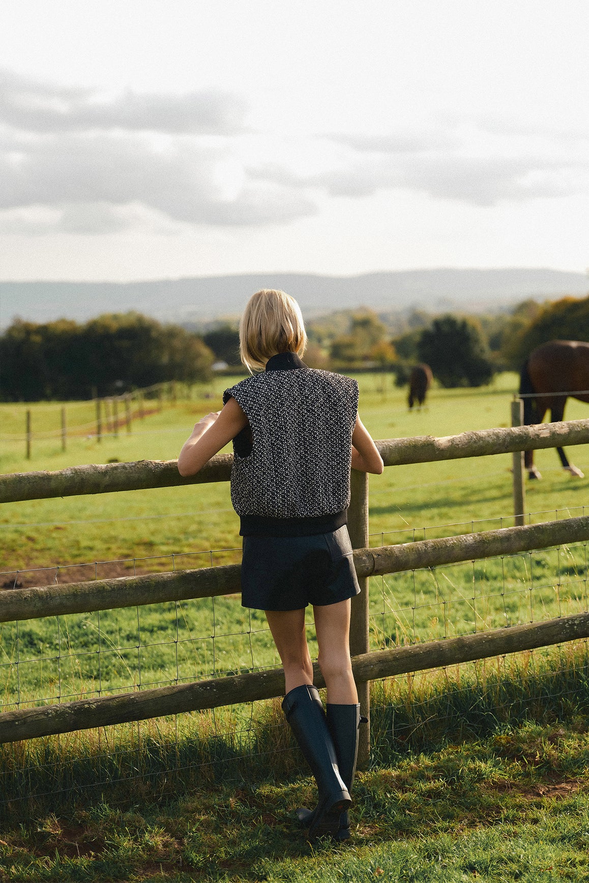 The Prestige Tweed Vest - Image 11