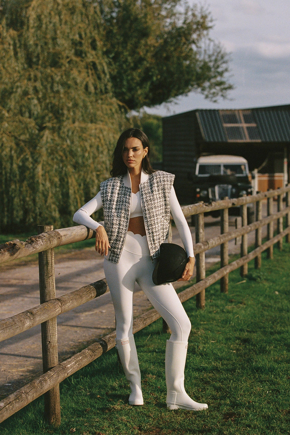 The Prestige Tweed Vest - Image 4