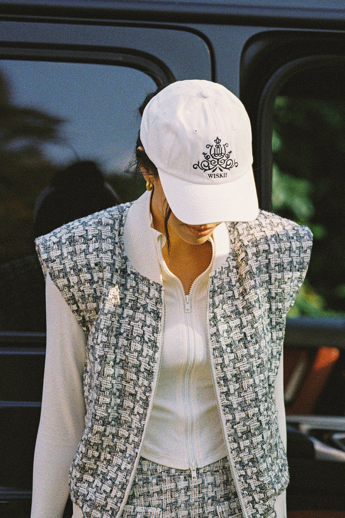 The Prestige Tweed Vest - Image 8