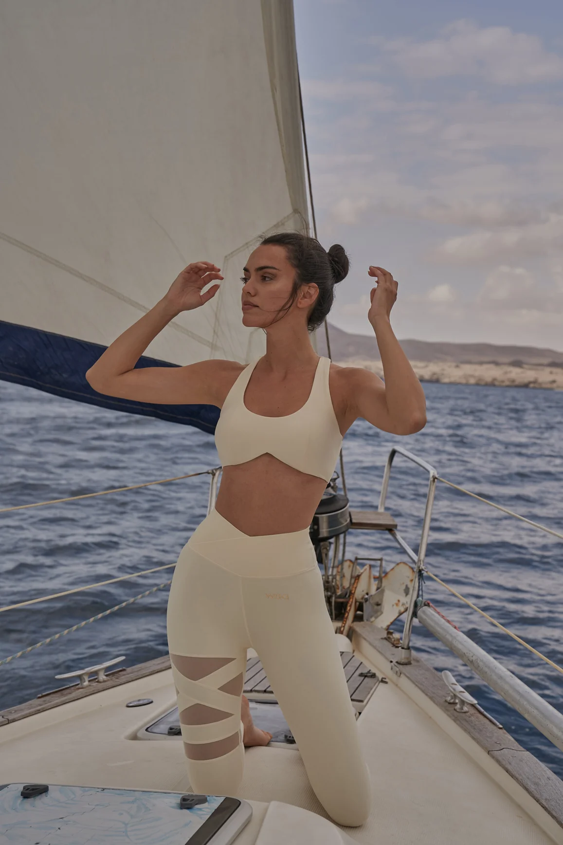 Training Mesh Legging - Image 9