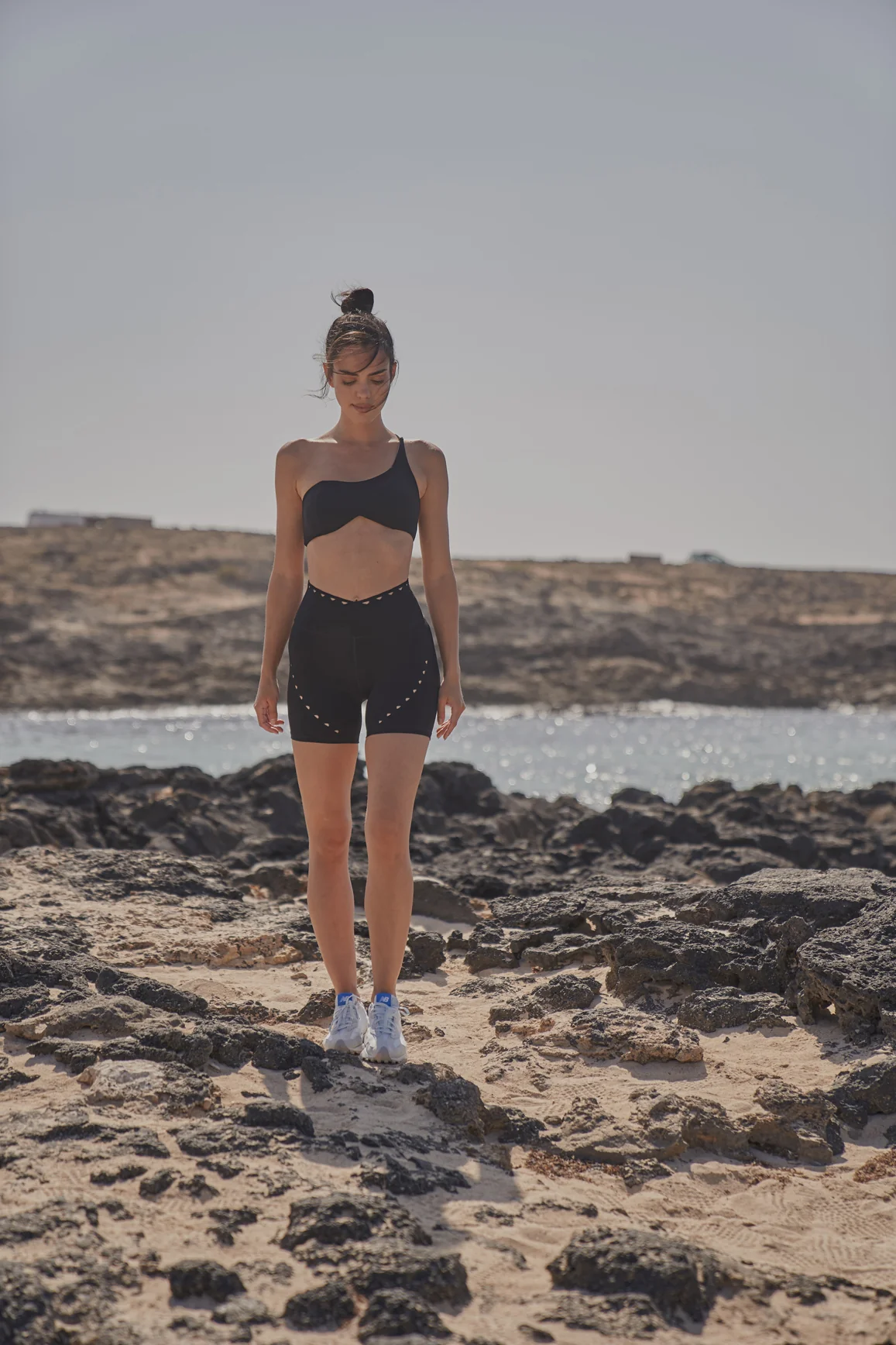 V-waist Laser Cut Sports Short - Image 7