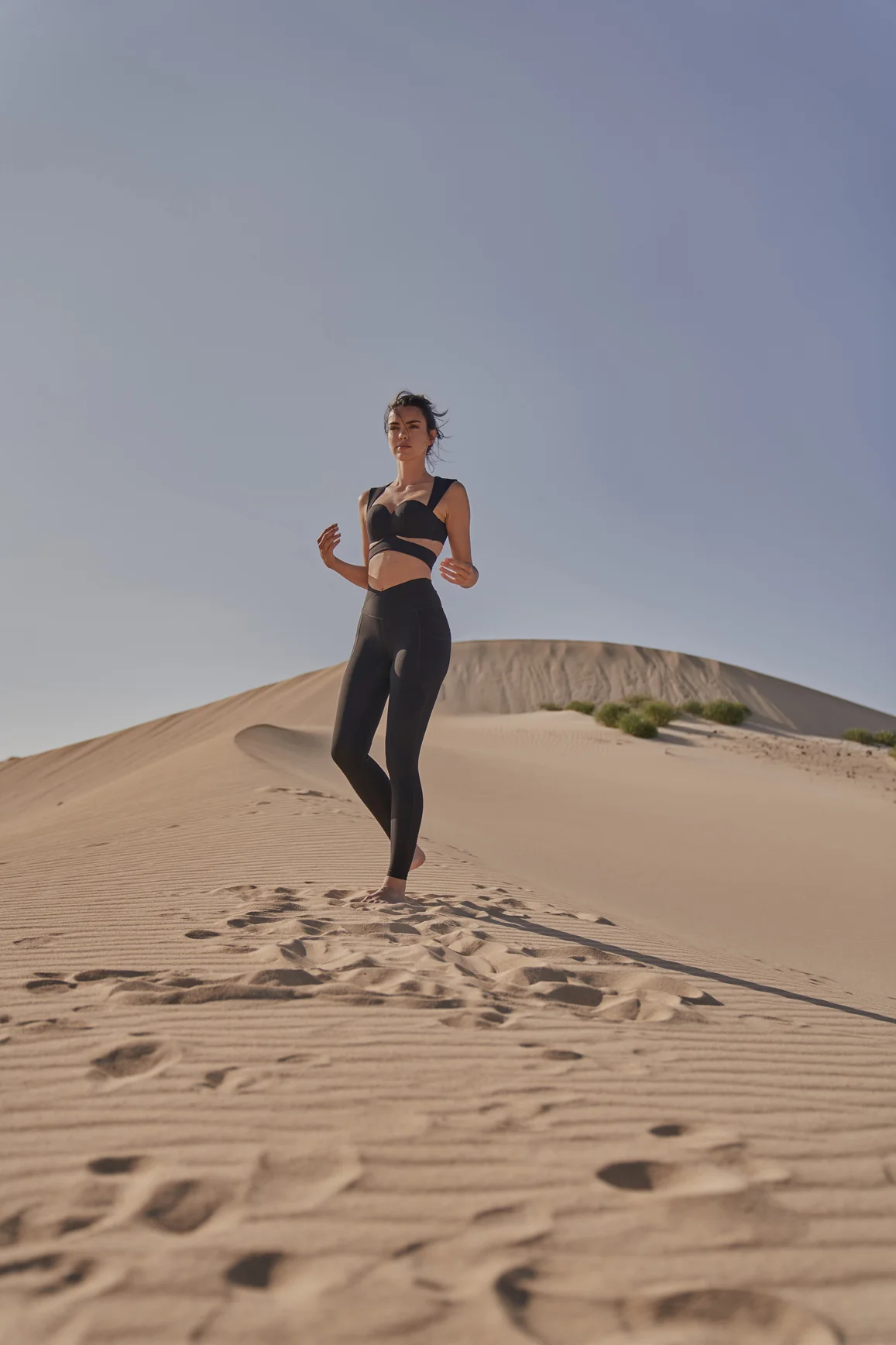 V-Waist Utility Legging - Image 37