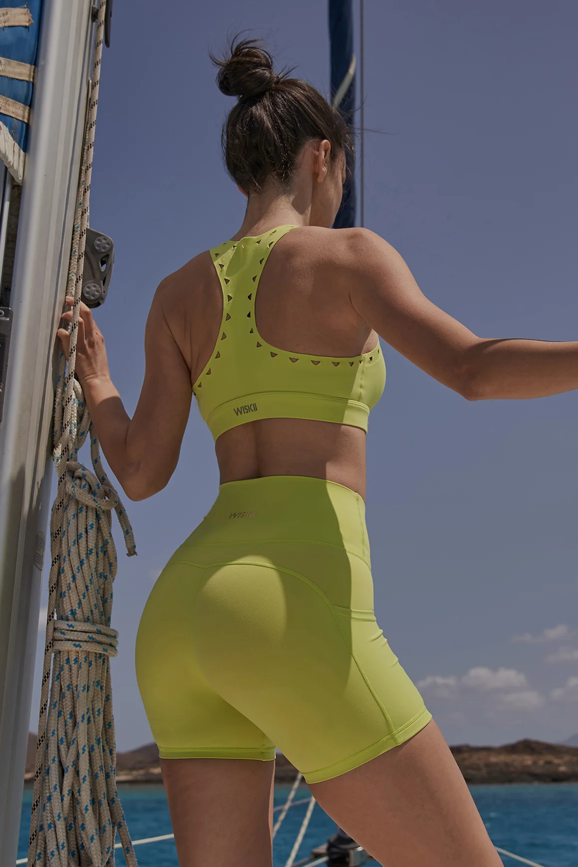 V-Waist Vigorous Short - Image 26