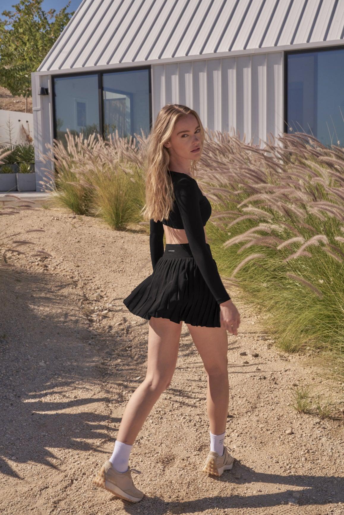 WISKII Lite Pleated Skirt - Image 14